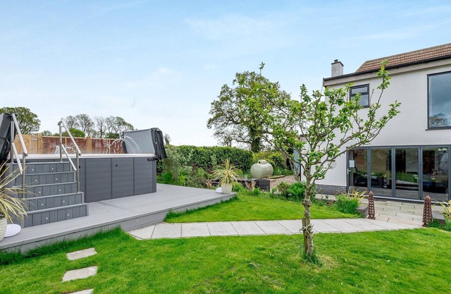 4 bedroom accommodation in Wrentham, near Southwold