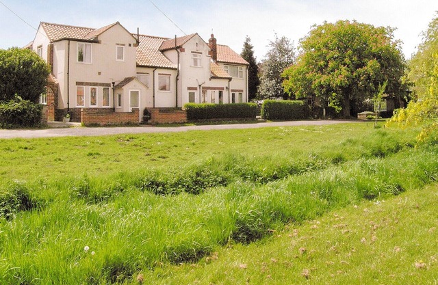4 bedroom accommodation in Osbaldwick, near York
