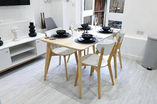4 Guests - Pet Friendly Retreat in Thornton Heath