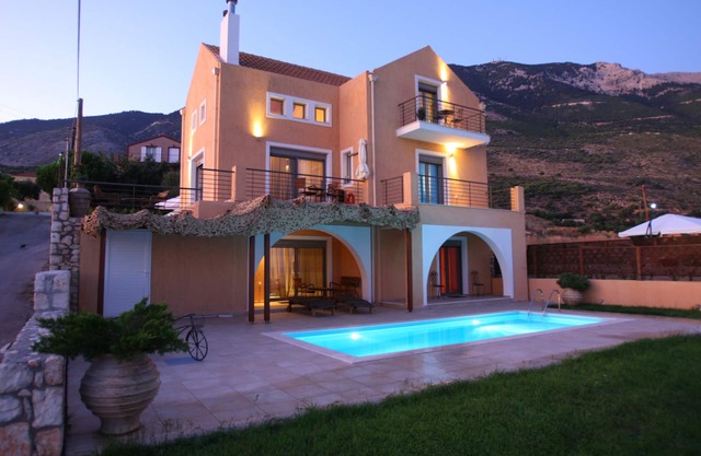 4 People Villa with Private Pool and unique Sea Views of Ionian Sea and Zante