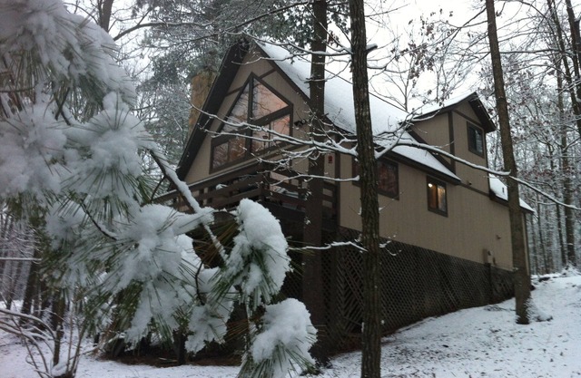 4 Seasons Chalet Awaits You at Bryce Resort