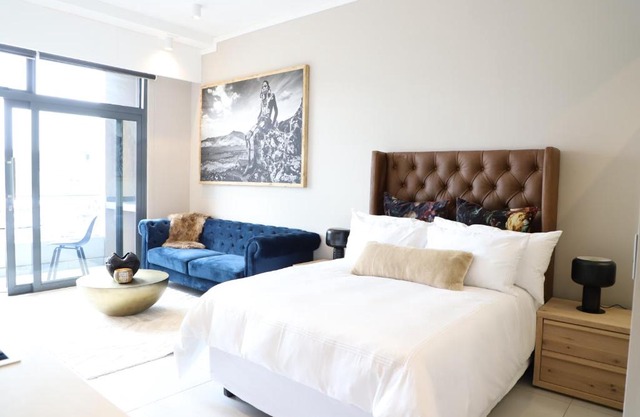 418 Menlyn Maine Trilogy