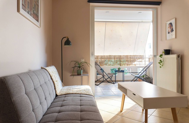 42m²+Private Parking+Steps from Athens+Big Balcony *Luma