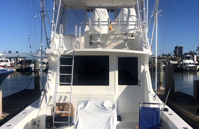 47’ Viking yacht