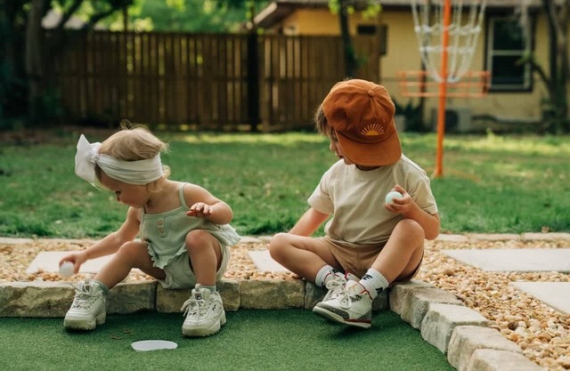 4BR Boho Oasis w/Mini Golf & Games!