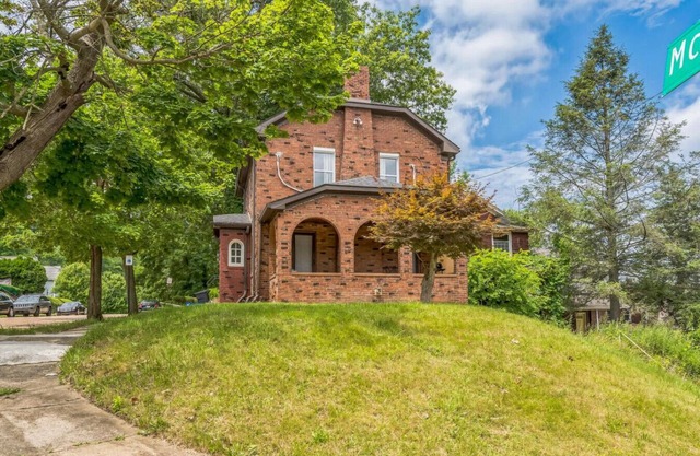 4BR Pitt Suburbs Gem