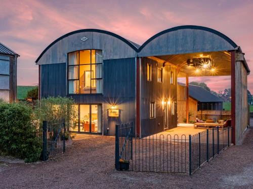 5 Bed in Huntley 75701