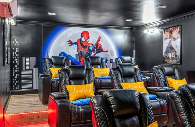 5-Bedroom | Gameroom| Movie Theater |Hot Tub|Sauna