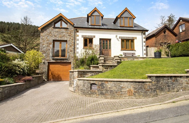 5 bedroom accommodation in llanafan/Aberystwyth