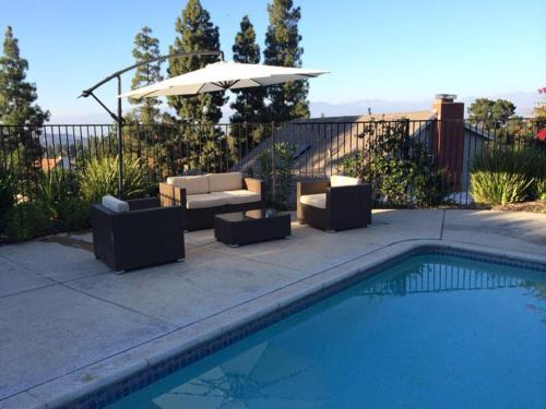 5 Bedroom House with fabulous mountain views