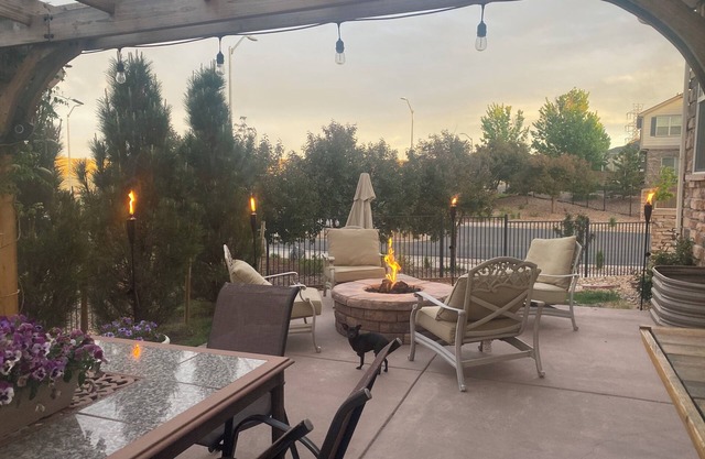 5-bedroom vacation home 18 minutes from Park Meadows Mall