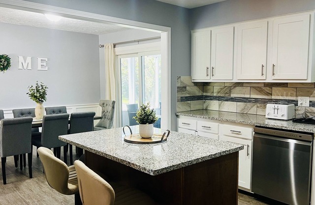 5 BR 2.5 Bath Retreat Great for Families & Groups