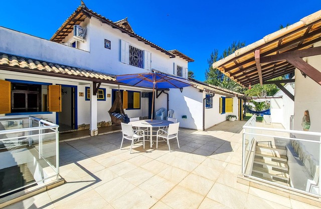 5 minutes walk from Geribà beach