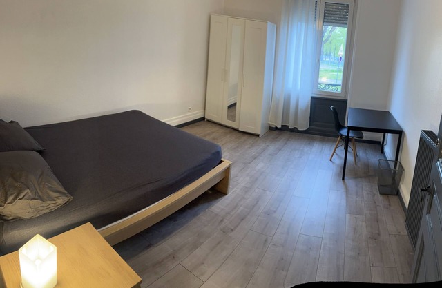 5-room apartment in hypercentre