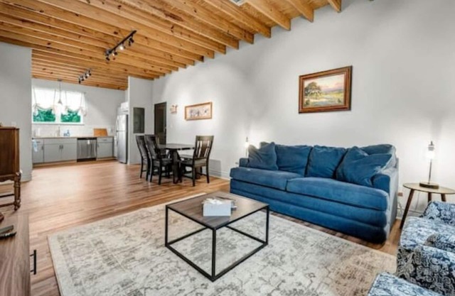 5-Star 2BR: Clean, Comfy, SuperHost Hospitality