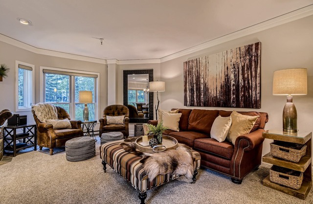 5 STAR Base Peak 9 -AUTUMN Beauty SKI In/Out Village @ Breck Pool, hot tubs +