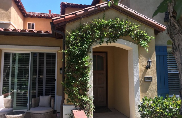 5 Star Living in Newport Coast ! Exquisitely Elegant and Modern !