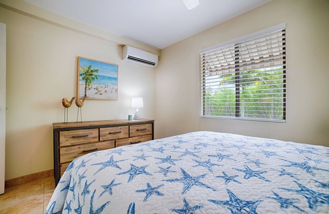 50 steps away from Maui's best beach, furnished with luxury details