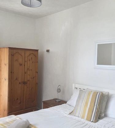 52 - room 1 - city views