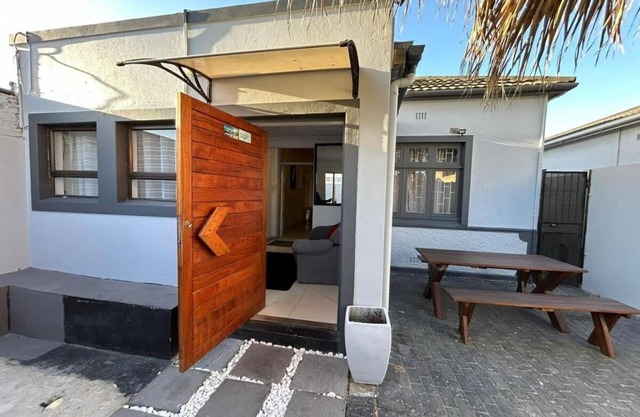 57 On Wynne- FAMILY UNIT 2