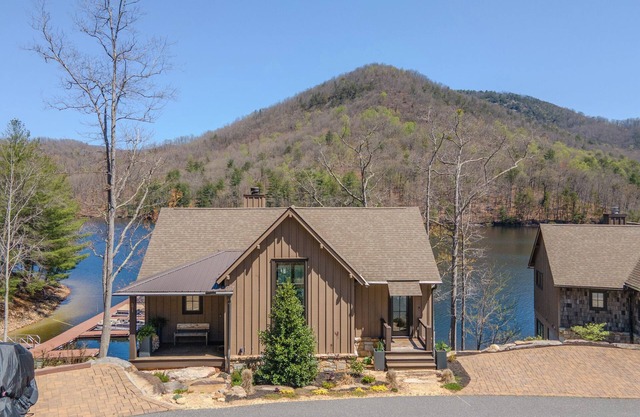 571 Harbor Ridge Drive at Bear Lake Reserve