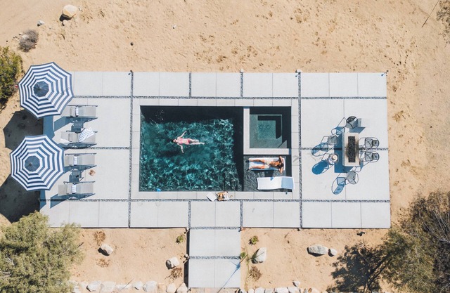 5BR 4BTH Heated Pool, Hot Tub, Disc Golf, RV Lots, 5 mins to JTNP