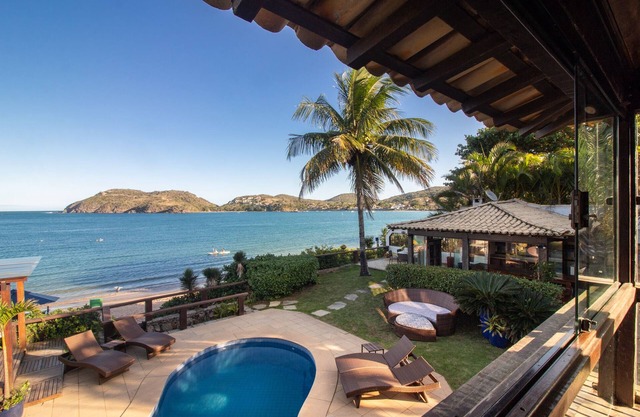 5BR Beachfront Villa with Daily Staff – Ideal for Families & Groups