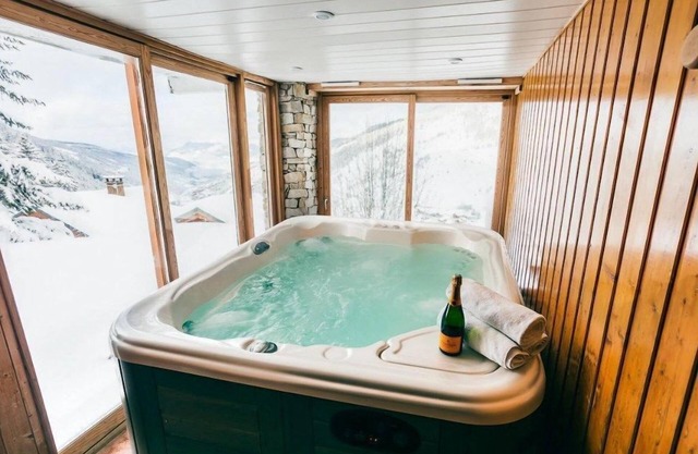 5min des Pistes | Chalet privé + Jacuzzi et Sauna