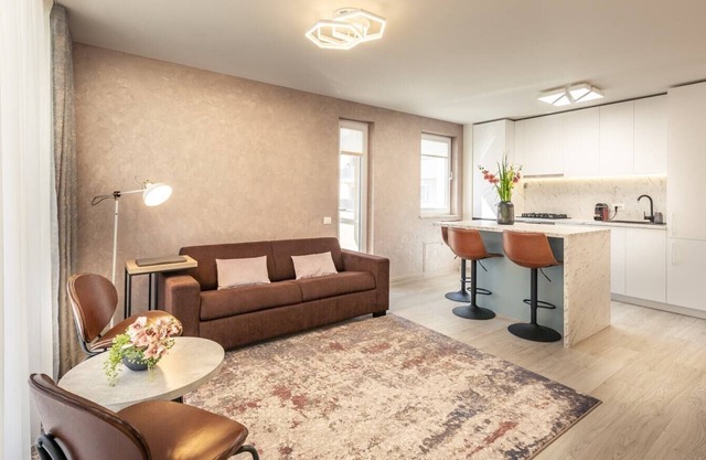 5thFloor Executive Apart w.BalconyandFree parking