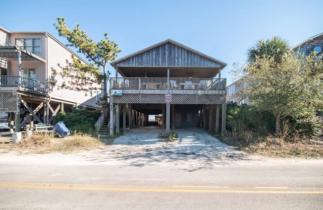 6 BR Oceanfront House with Creek Dock