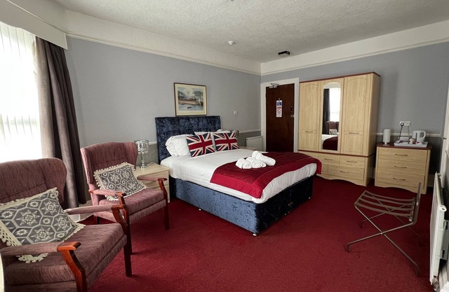 6 - Honeymoon Room - Paddington Station - Room 6