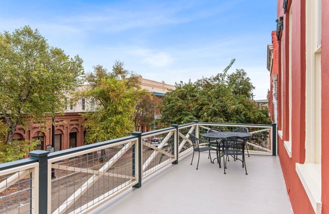 610 Franklin | 3/3 | Heart of Downtown