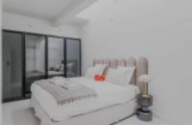 6br near the majestic Eiffel Tower,Champs de Mars & peaceful banks of the Seine!