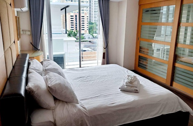 6D-Short-term rental allowed-3BRs Downtown Bangkok