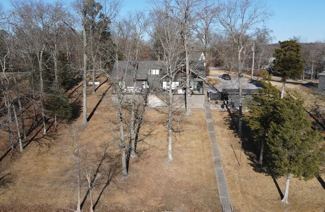7-Bedroom Retreat with Dock on Kentucky Lake: Your Perfect Getaway Haven