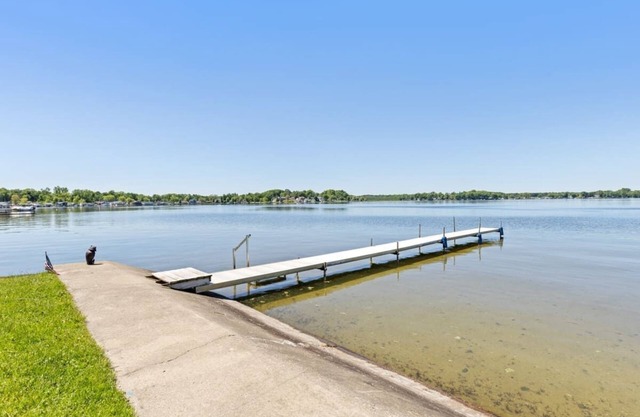 7 Cabins & A House on Chippewa Lake