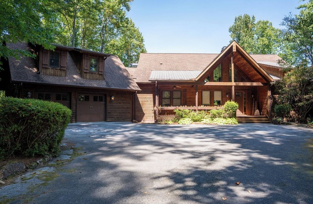 71 Fallsbrook Drive at Bear Lake Reserve