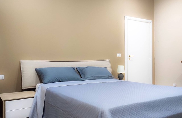 76 Avenue Suites 2 BedRoom - Very Close to Downtown