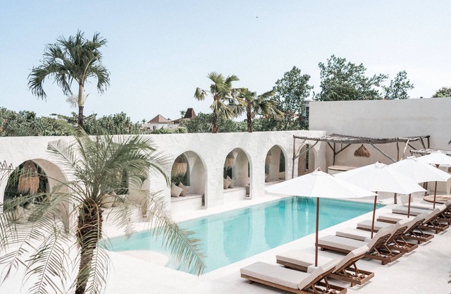 9 Bedroom Hotel Sages with Private Pool