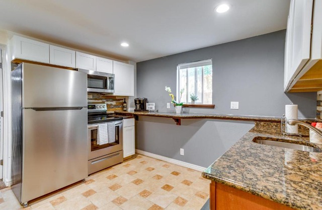 9 Mi to Dtwn Denver Aurora Vacation Rental