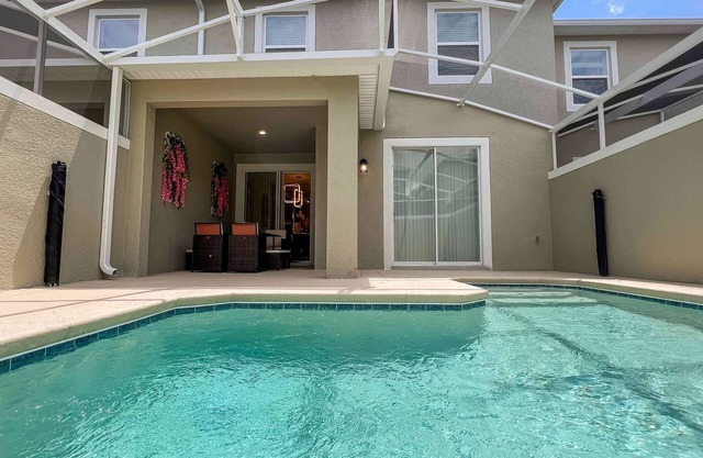 958 Amazing Town home 4 Bedrooms W/Pool Champions Gate