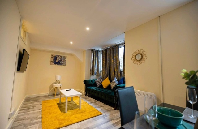 A 3 Bedroom Spacious Property in Deptford London