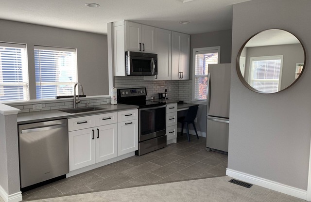 A Beautiful Detached Carriage House only 30 minutes to Denver or Boulder.