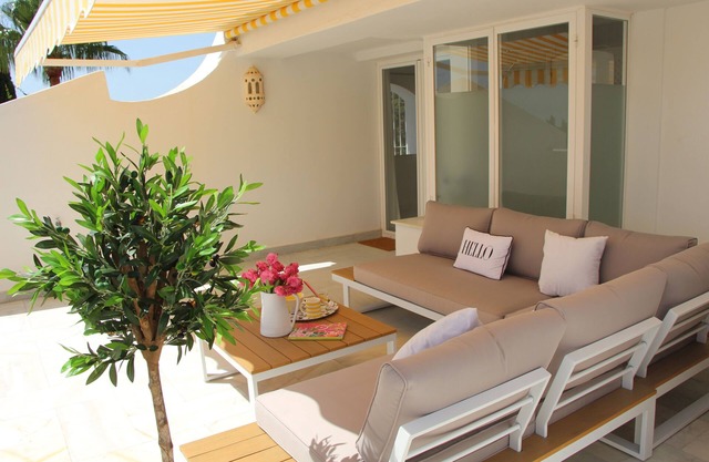 A bright and charming family vacation home in Marbella!