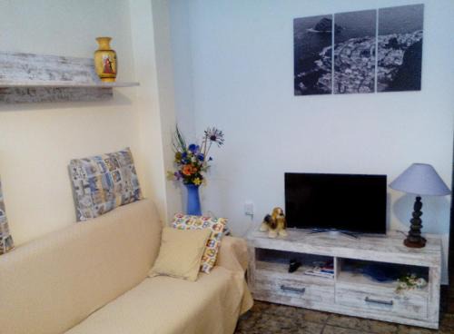 A cozy flat in the heart of El Fraile plus optional car rental