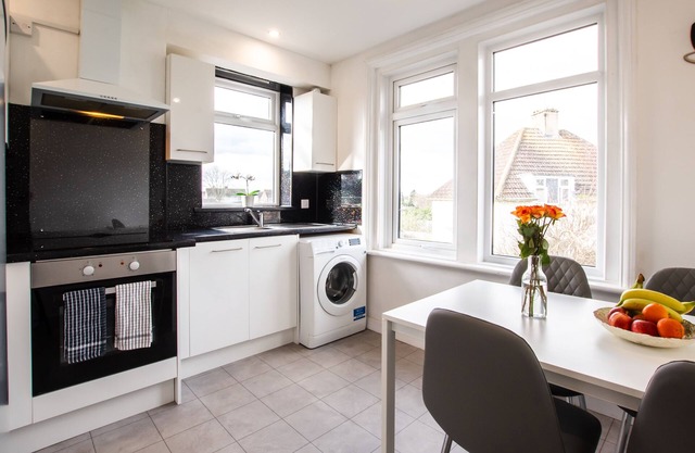 A cozy two bedroom flat in heart of Swindon