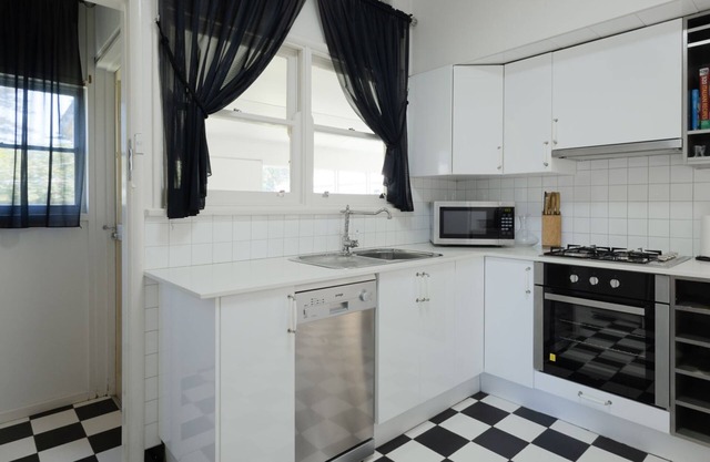A cute and enticing family home
