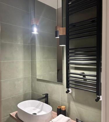 A Due Passi Dalla Scalinata Rooms