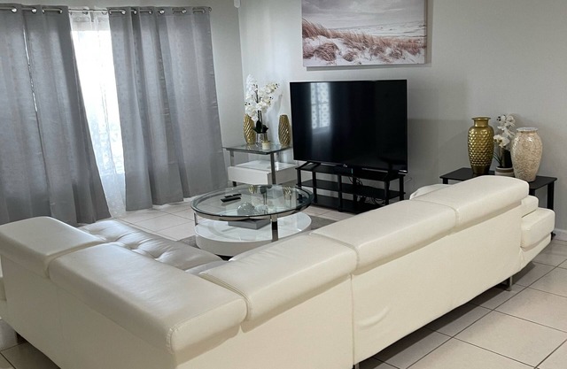 A Great Boca Home Stay