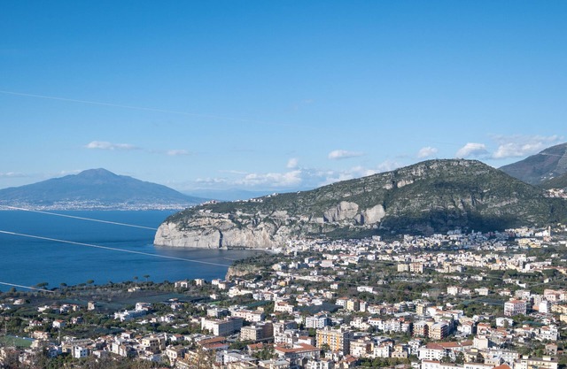 A Jewel Offering a Peaceful Retreat and Breathtaking Views on Sorrento's Gulf